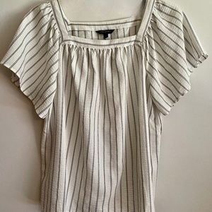 Banana Republic Crepe Bell Sleeve Top Size M